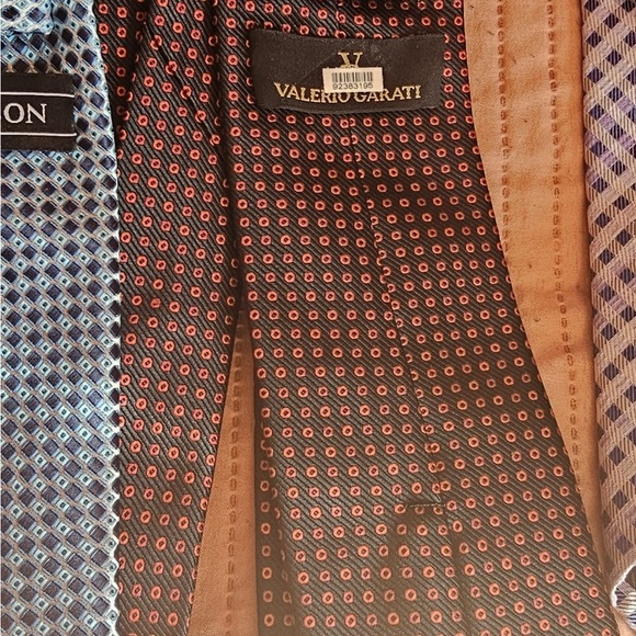 Elegant Men's Tie Set - Black, Brown, and Gray - Picture 9 of 10